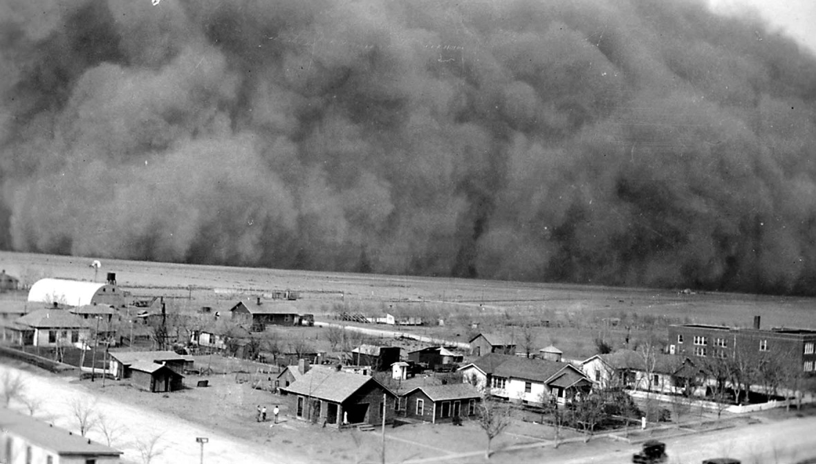 During the Dust Bowl of the 1930s, an estimated 300 million tons of soil were relocated due to erosion. Sometimes this soil swept up into dramatic dust clouds, such as one photographed in Rolla, Kansas, in May 1935.
